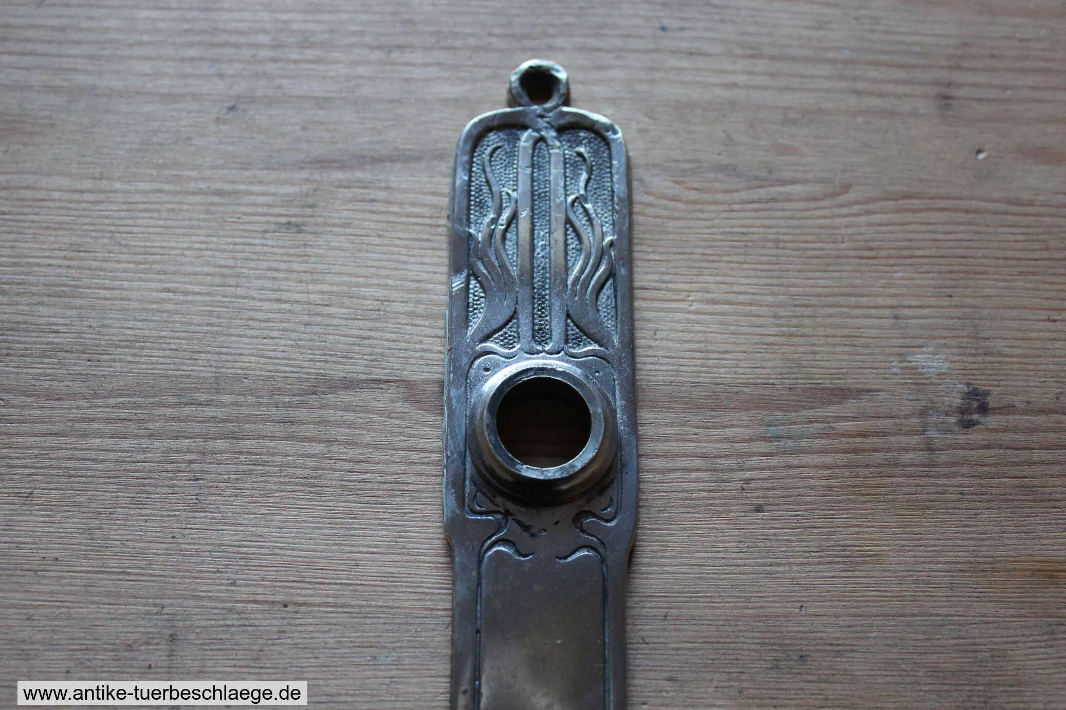Antike Jugendstilgarnitur ca. 1920 – Messing vernickelt, 7,2 cm (DIN) – Ansicht 2