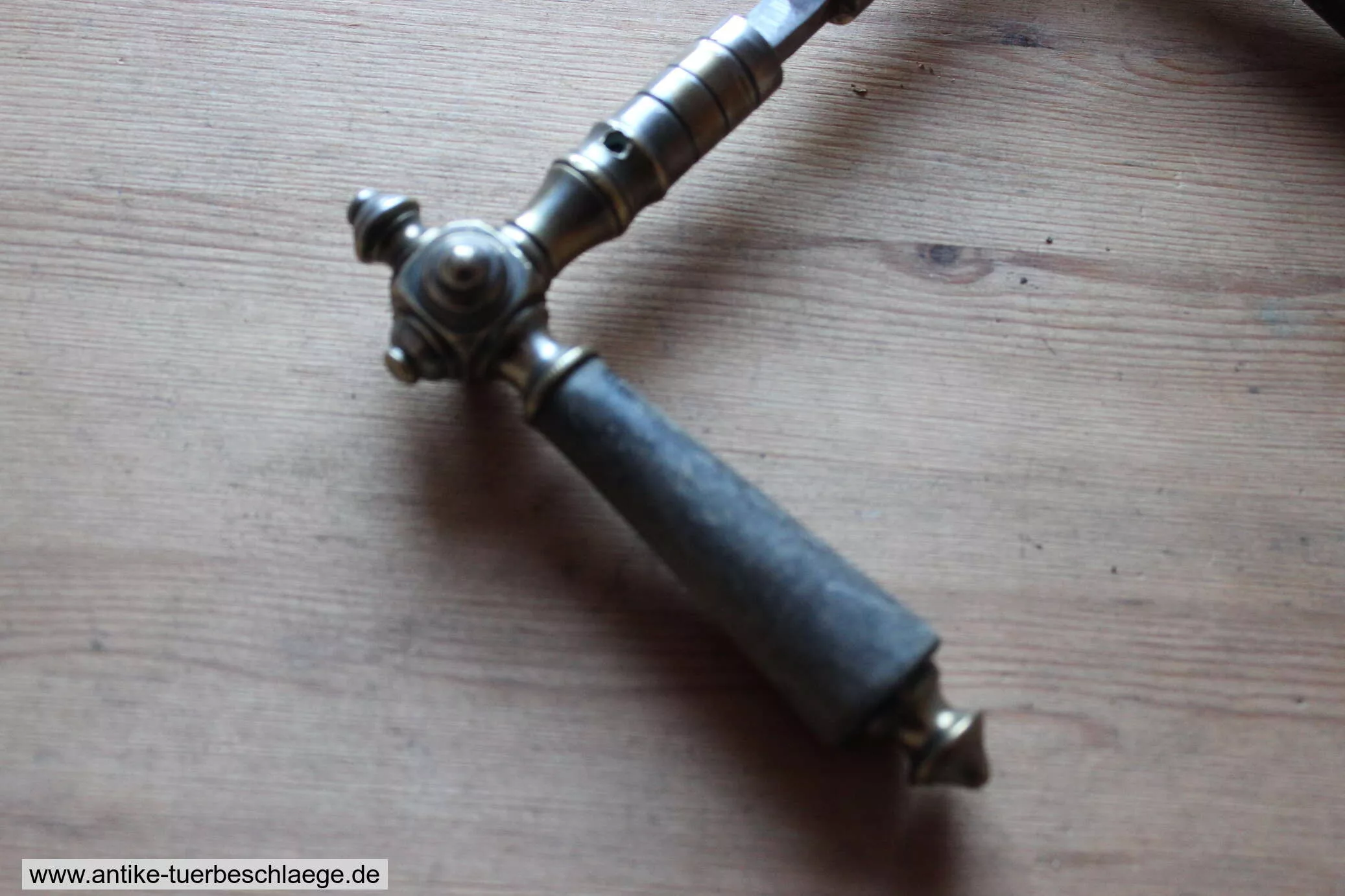 Antike Jugendstilgarnitur ca. 1920 – Messing vernickelt, 7,2 cm (DIN) – Ansicht 5