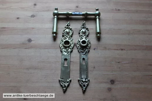 Antiker Türdrücker Jugendstil 1920 – Messing, 6,5 cm