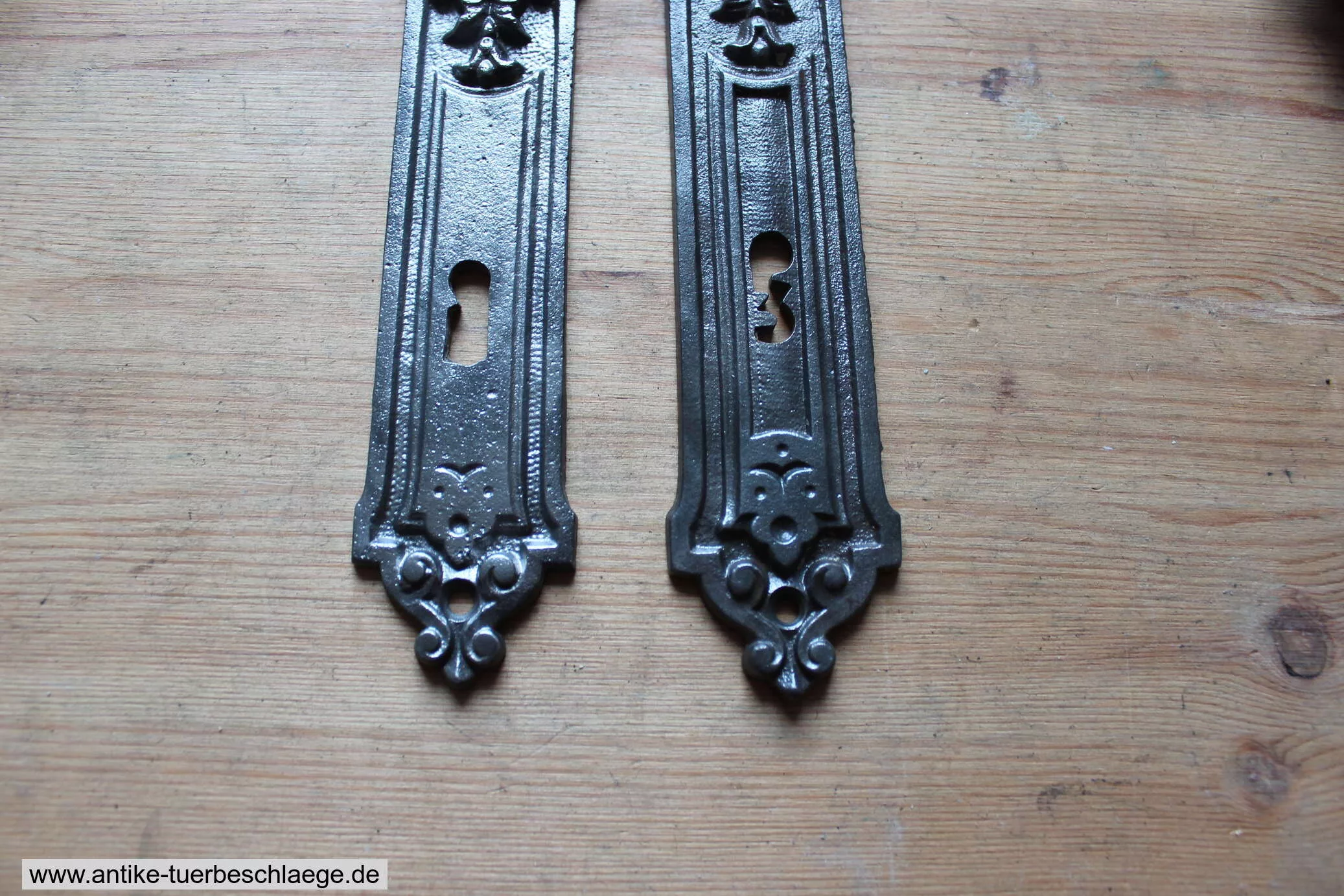 Antiker Türdrücker Jugendstil 1920 – Gusseisen, 6,0 cm, Ausführung 1 – Ansicht 3